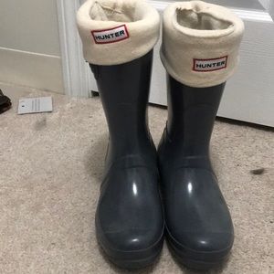 HUNTER rain boots with fleece socks
